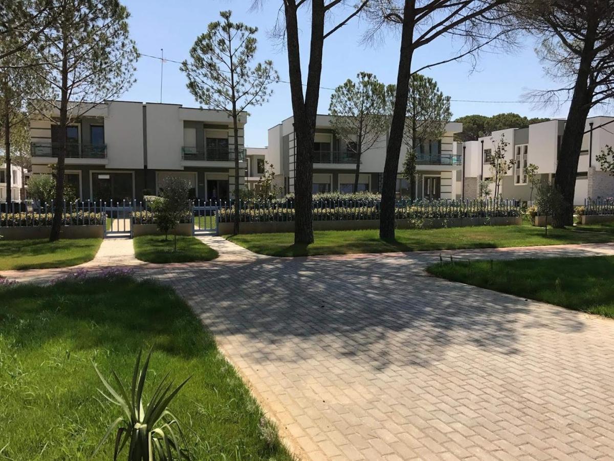 Villa Eden 111, Perla Resort, Bay Of Lalzi Durrës Kültér fotó